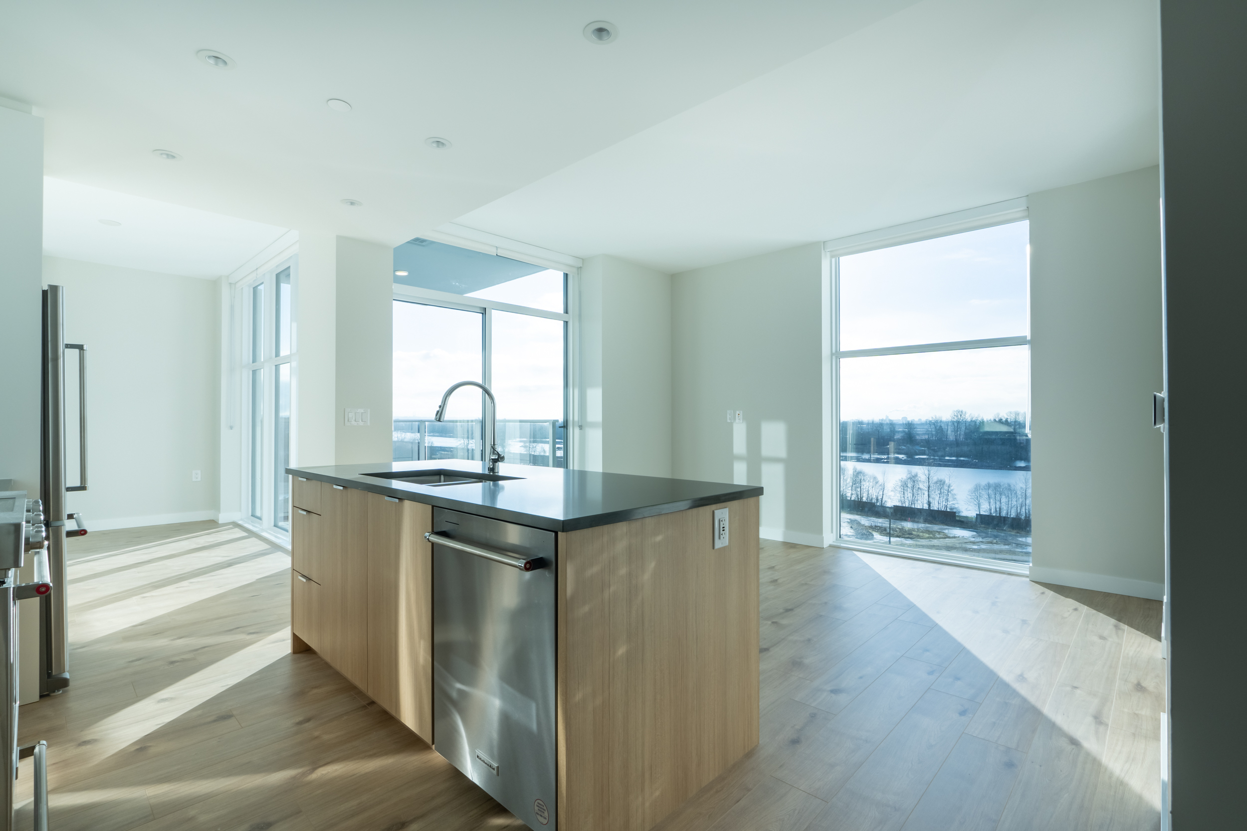 #1009-3430 East Kent Ave Vancouver – Ronin Property Management